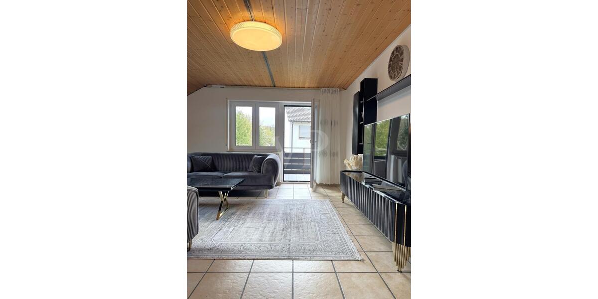 Dachgeschoßwohnung Pforzheim Büchenbronn - 4 Zimmer, 110 m&sup2;, 1.150&euro; | Angebot:26477068
