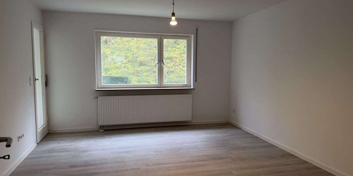 Etagenwohnung Ludwigsburg Hoheneck - 3 Zimmer, 74 m&sup2;, 830&euro; | Angebot:26164926