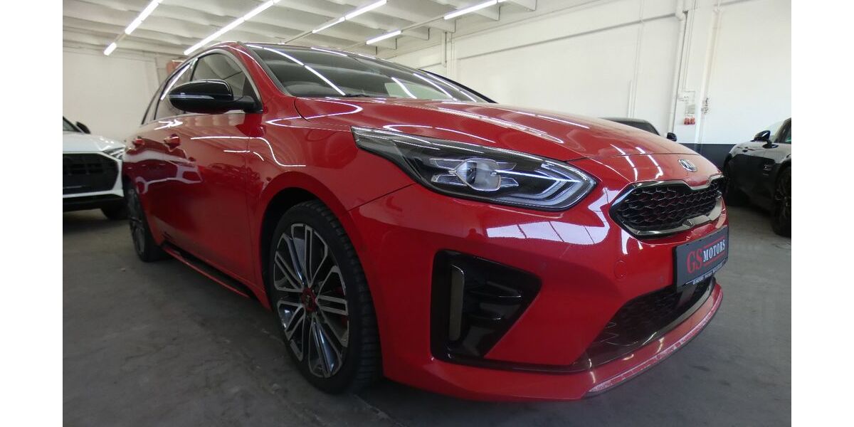 Kia pro ceed / ProCeed 94.000 km 17.499 &euro; Metzingen 72555