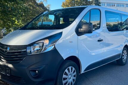 Opel Vivaro 113.520 km 13.499 &euro; Korntal-Münchingen 70825