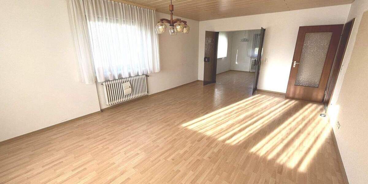 Einfamilienhaus Weil der Stadt Schafhausen - 8 Zimmer, 159 m&sup2;, 460.000&euro; | Angebot:24827090