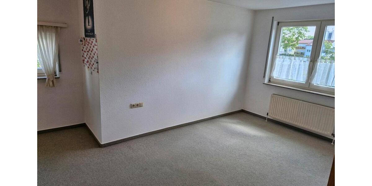 Reihenhaus Stuttgart Vaihingen - 4.5 Zimmer, 144 m&sup2;, 2.450&euro; | Angebot:27618969