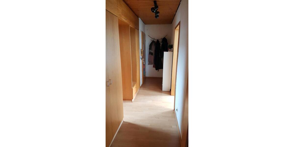 Dachgeschoßwohnung Stuttgart Neuwirtshaus - 2.5 Zimmer, 59 m&sup2;, 250.000&euro; | Angebot:26920779