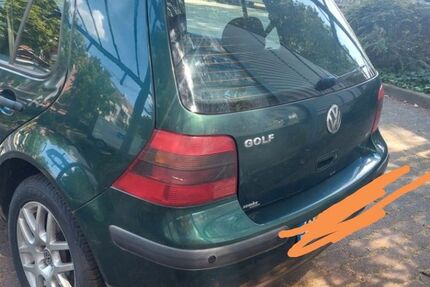 VW Golf 198.000 km 1.200 &euro; Stuttgart 70372