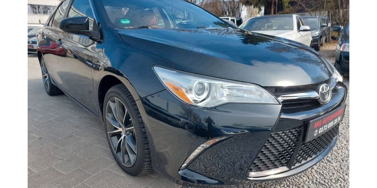 Toyota Camry 227.813 km 9.999 &euro; Fellbach 70736