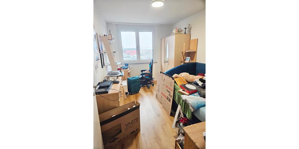 Etagenwohnung Denkendorf - 4 Zimmer, 110 m&sup2;, 1.497&euro; | Angebot:24792847