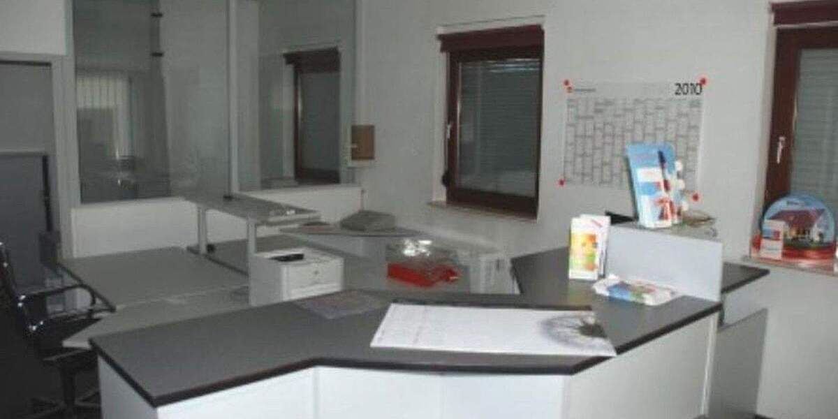 Ganzes Wohn- u. Geschäftshaus zum Preis einer Wohnung! Provisionsfrei! 5 zimmer