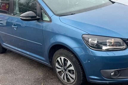 VW Touran 154.000 km 7.200 &euro; Sindelfingen 71065