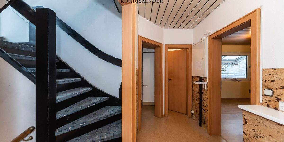 Einfamilienhaus Ludwigsburg Oßweil - 6 Zimmer, 151 m&sup2;, 449.000&euro; | Angebot:25669333
