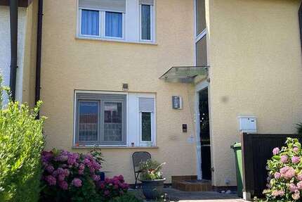 Haus zum Kaufen in Schwieberdingen 525.000 € 113.43 m²