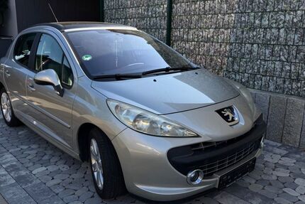 Peugeot 207 221.744 km 2.000 &euro; Neustetten 72149