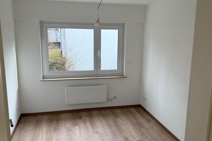 Wohnung Ludwigsburg Eglosheim - 3 Zimmer, 68 m&sup2;, 1.200&euro; | Angebot:24441393