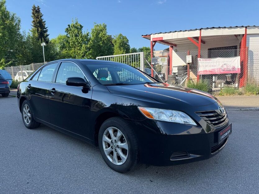 Toyota Camry 171.369 km 4.999 € Fellbach 70736