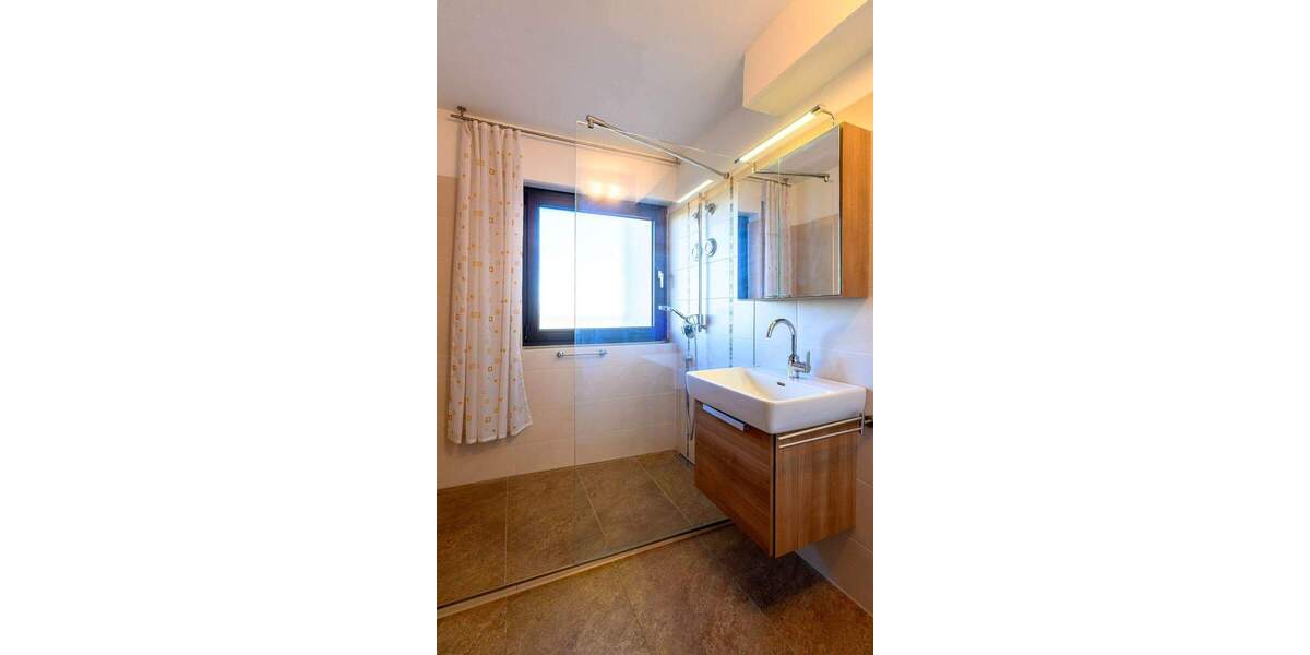 Etagenwohnung Ditzingen Hirschlanden - 3 Zimmer, 84 m&sup2;, 269.000&euro; | Angebot:24673317