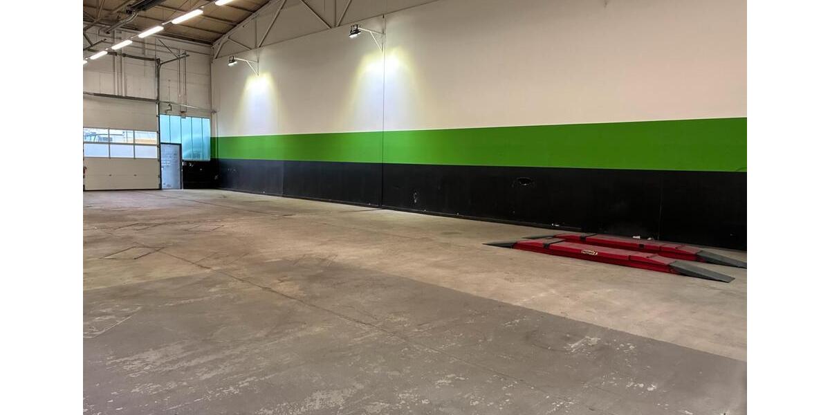 Gewerbeobjekt Böblingen Dagersheim - 2.500&euro; | Angebot:24284625