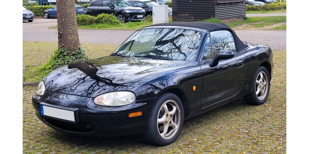 Mazda MX-5 267.000 km 2.800 &euro; Bietigheim-Bissingen 74321