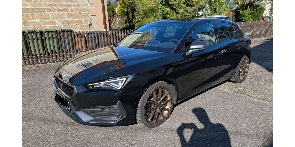 Cupra Leon 48.000 km 24.899 &euro; Ditzingen 71254