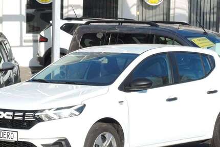 Dacia Sandero 14.401 km 13.880 € Fellbach 70736