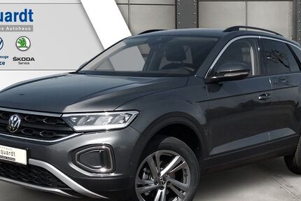 VW T-Roc 10.500 km 29.990 € Stuttgart-Zuffenhausen 70437