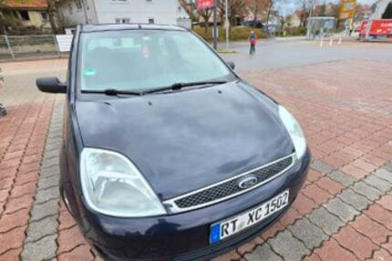 Ford Fiesta 255.000 km 800 &euro; Reutlingen 72770