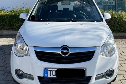 Opel Agila 180.000 km 3.300 € Tübingen 72070