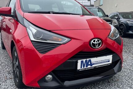 Toyota Aygo (X) 61.270 km 12.900 &euro; Markgroningen 71706