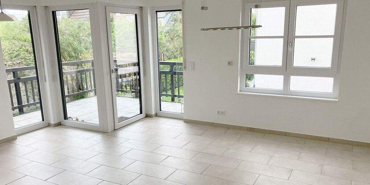 Etagenwohnung Neuhausen - 3 Zimmer, 79 m&sup2;, 360.000&euro; | Angebot:24434909