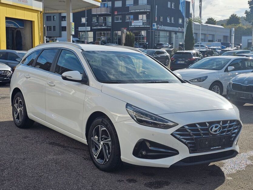 Hyundai i30 24.481 km 18.750 € Leonberg 71229
