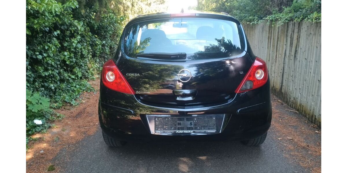 Opel Corsa 158.000 km 2.290 &euro; Stuttgart 70374