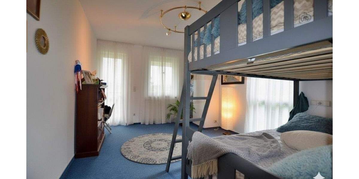 Doppelhaushälfte Holzgerlingen - 8 Zimmer, 241 m&sup2;, 998.000&euro; | Angebot:24448633