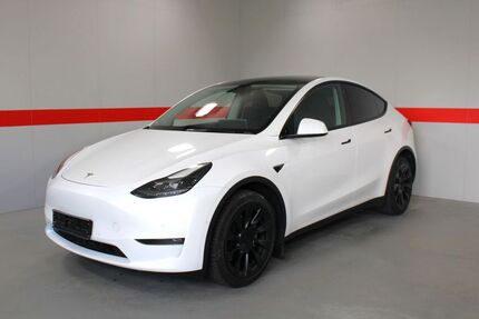 Tesla Model Y 39.900 km 33.999 &euro; Althengstett 75382