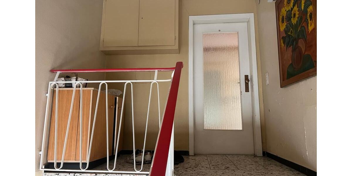 Dachgeschoßwohnung Leonberg - 4 Zimmer, 75 m&sup2;, 1.650&euro; | Angebot:24487529