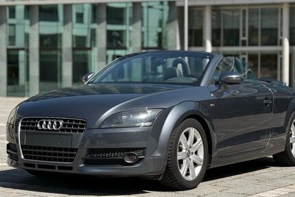 Audi TT 128.000 km 10.470 &euro; Stuttgart 70173