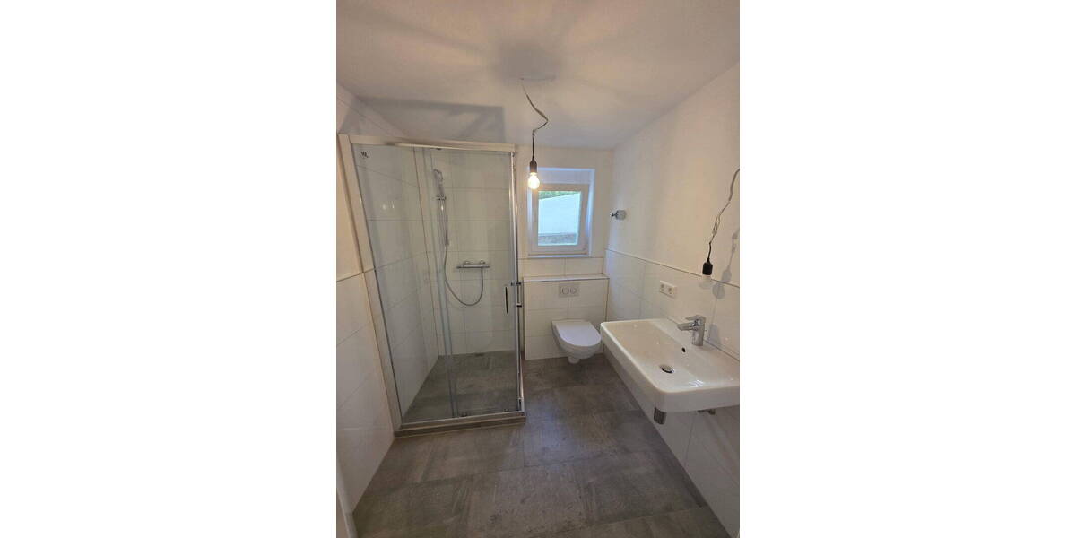 Doppelhaushälfte Nürtingen Neckarhausen - 8 Zimmer, 135 m&sup2;, 475.000&euro; | Angebot:26290170