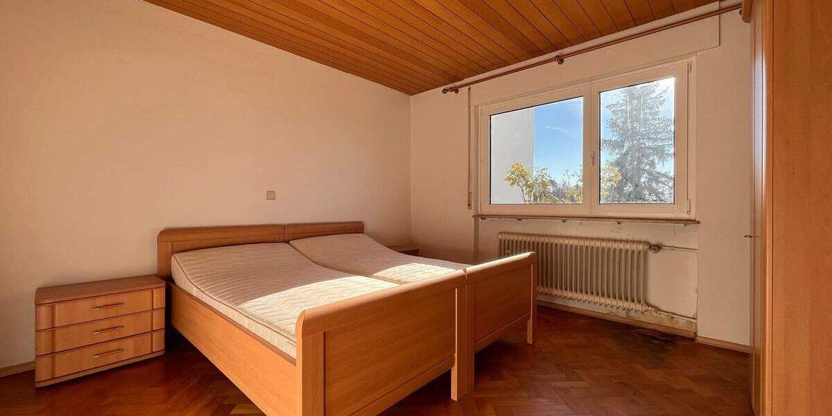 Doppelhaushälfte Böblingen - 6 Zimmer, 157 m&sup2;, 898.000&euro; | Angebot:23974307