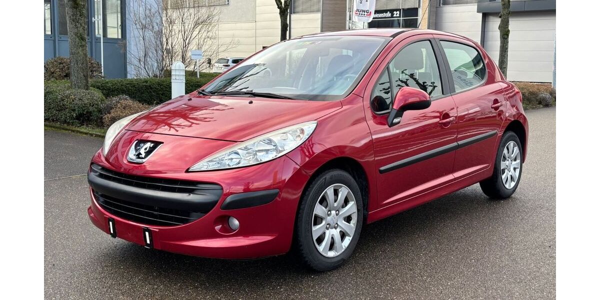 Peugeot 207 170.000 km 2.450 &euro; Waiblingen 71334