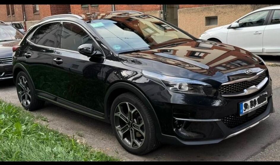 Kia XCeed 45.150 km 19.000 € Stuttgart 70378