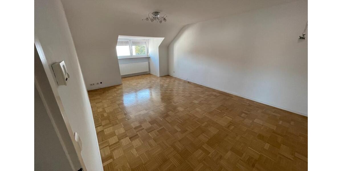 Dachgeschoßwohnung Stuttgart Sillenbuch - 3 Zimmer, 71 m&sup2;, 285.000&euro; | Angebot:27111037