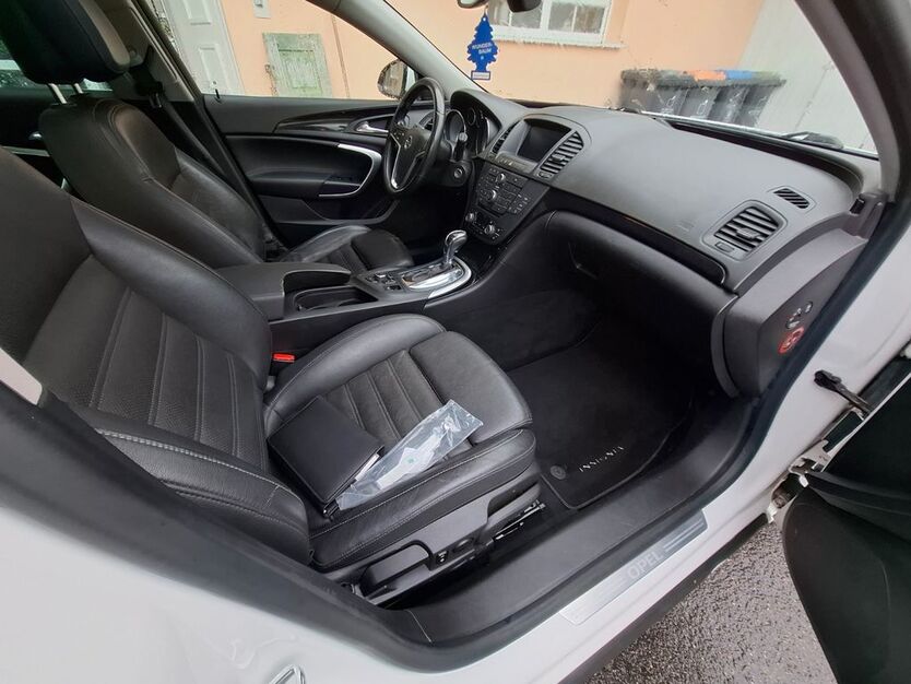Opel Insignia 189.000 km 5.500 € Herrenberg 71083