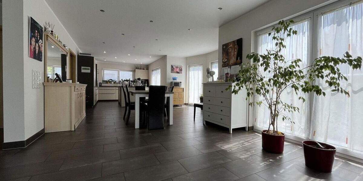 Einfamilienhaus Kornwestheim - 7 Zimmer, 334 m&sup2;, 1.773.000&euro; | Angebot:24662146