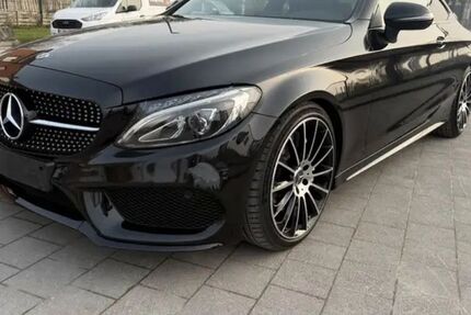 Mercedes-Benz C 250 98.000 km 18.000 &euro; Stuttgart 70579