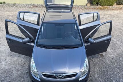 Hyundai i20 124.069 km 3.990 &euro; Böblingen 71032