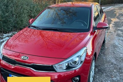 Kia Rio 44.000 km 9.999 &euro; Böblingen 71034