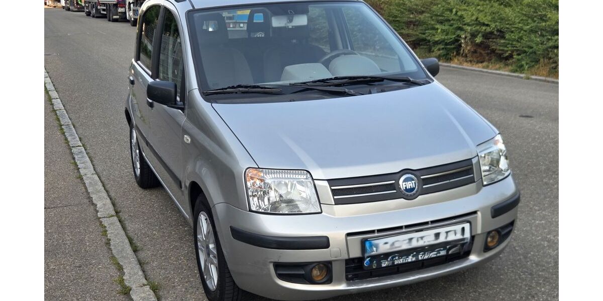 Fiat Panda 145.213 km 3.799 &euro; Reutlingen 72764