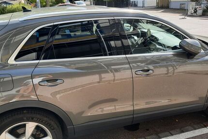 Audi Q3 97.700 km 22.999 &euro; Reutlingen 72762
