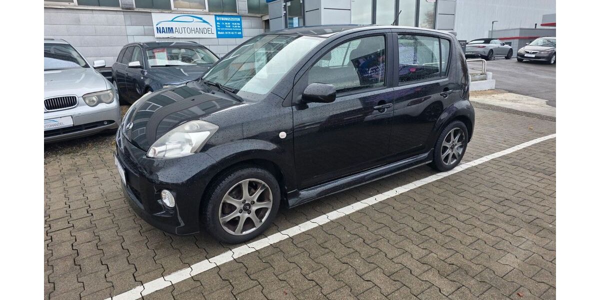 Daihatsu Sirion 118.000 km 2.999 € Reutlingen 72766