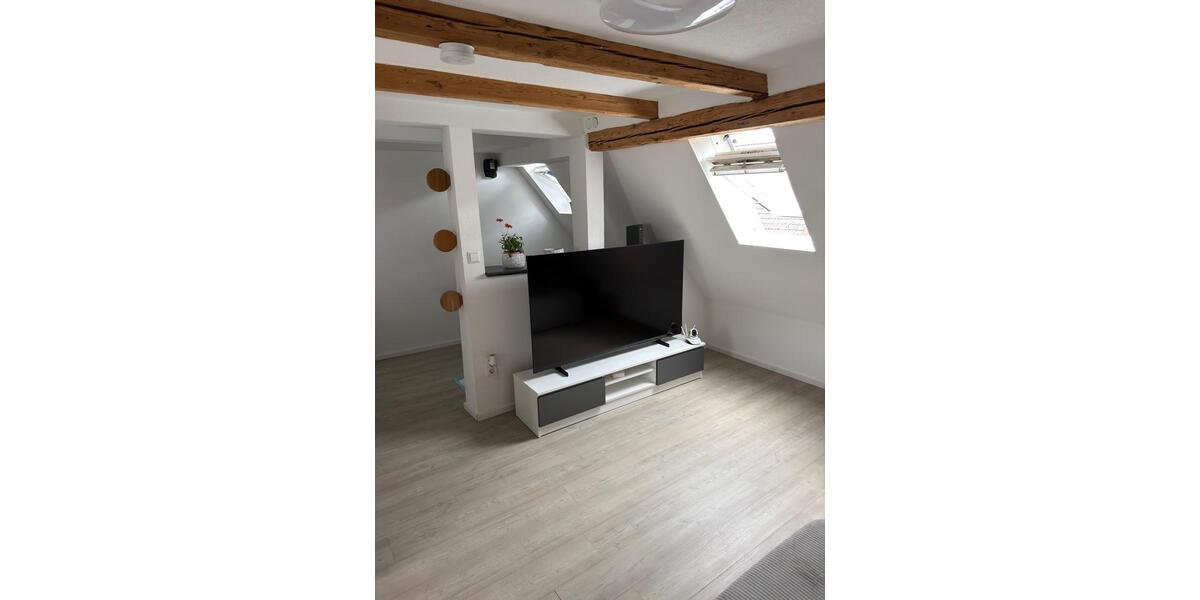 Dachgeschoßwohnung Reutlingen Sondelfingen - 2 Zimmer, 50 m&sup2;, 750&euro; | Angebot:27589481