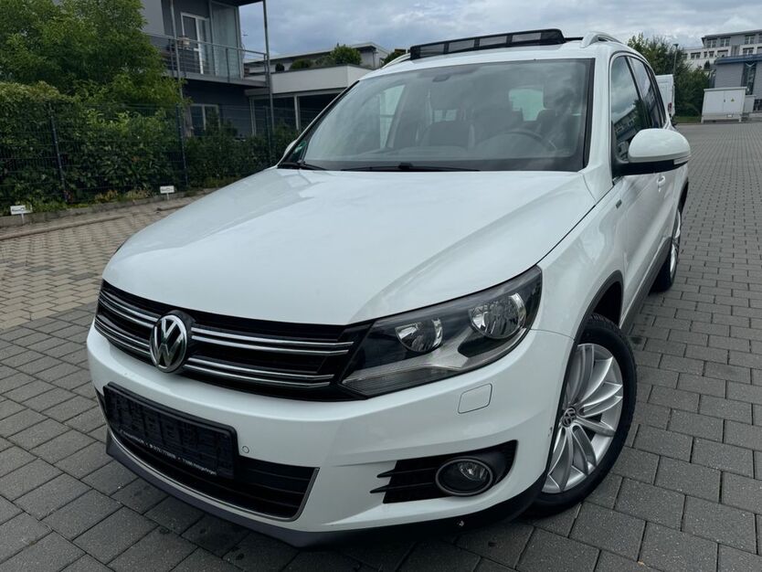 VW Tiguan 176.000 km 15.980 € Holzgerlingen 71088