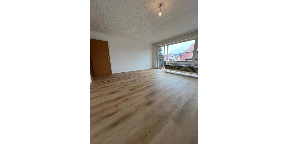 Etagenwohnung Kernen im Remstal - 4 Zimmer, 85 m&sup2;, 1.200&euro; | Angebot:25308133