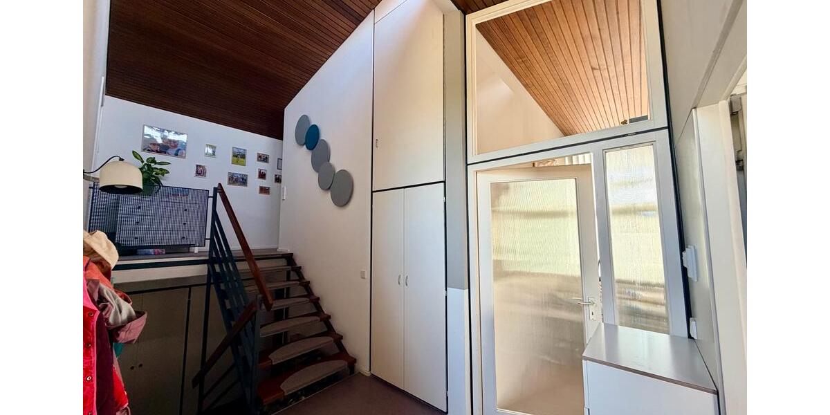 Einfamilienhaus Leonberg - 5 Zimmer, 165 m&sup2;, 2.700&euro; | Angebot:27617746